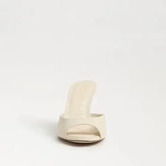 Jeanie Heeled Mule