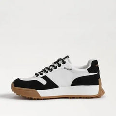 Layla Sneaker